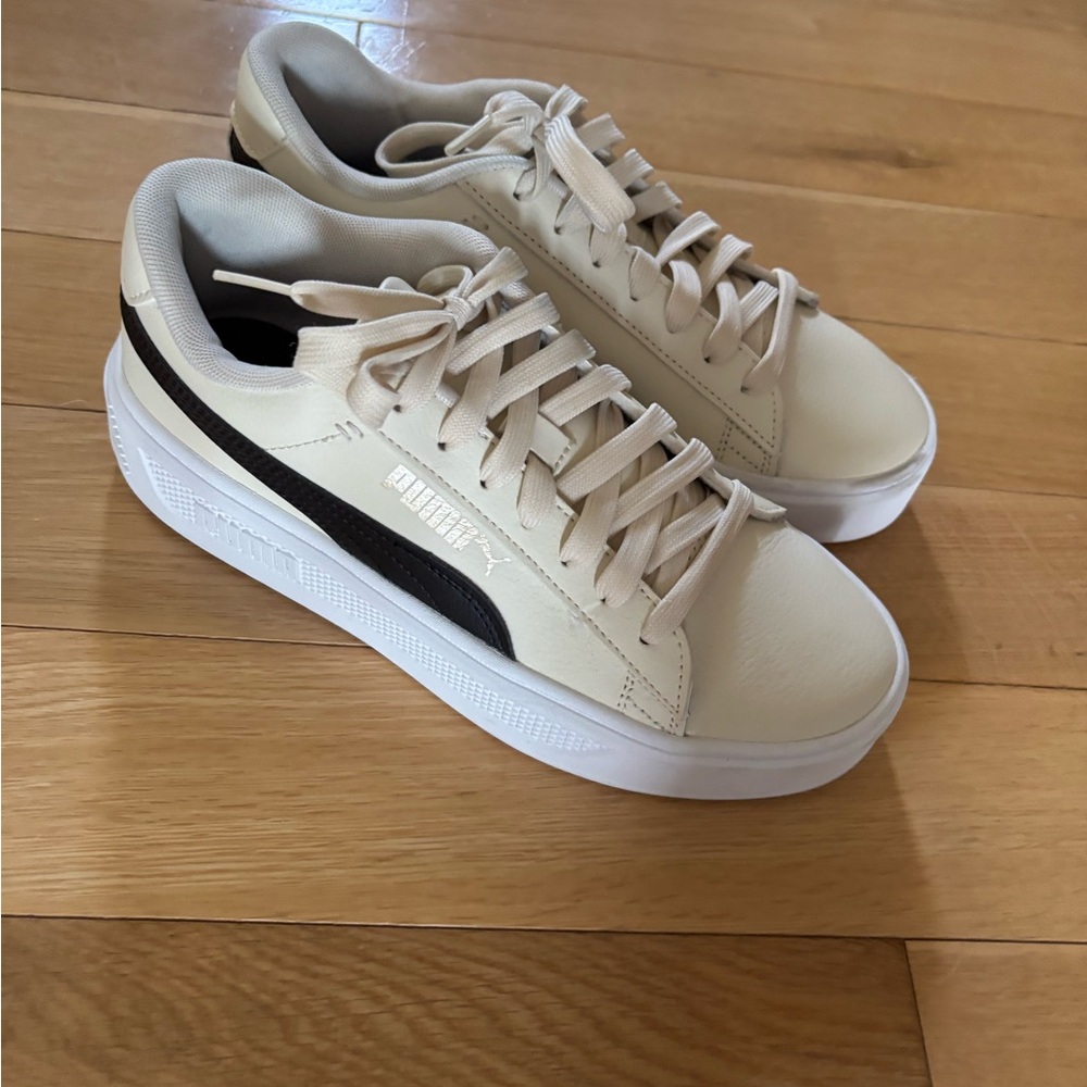 Puma Beige and Black Casual Sneakers